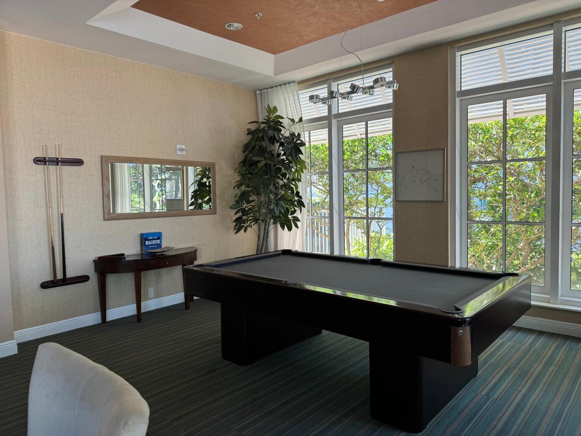 Luxury Suite Oasis Бойнтон-Бич Экстерьер фото